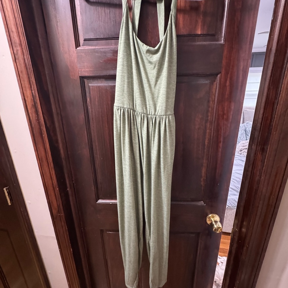 HALARA Forest Green Tag jumpsuit